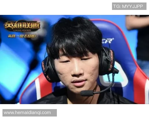 梁加足球:从青涩少年到绿茵场上的传奇之路与梦想追逐